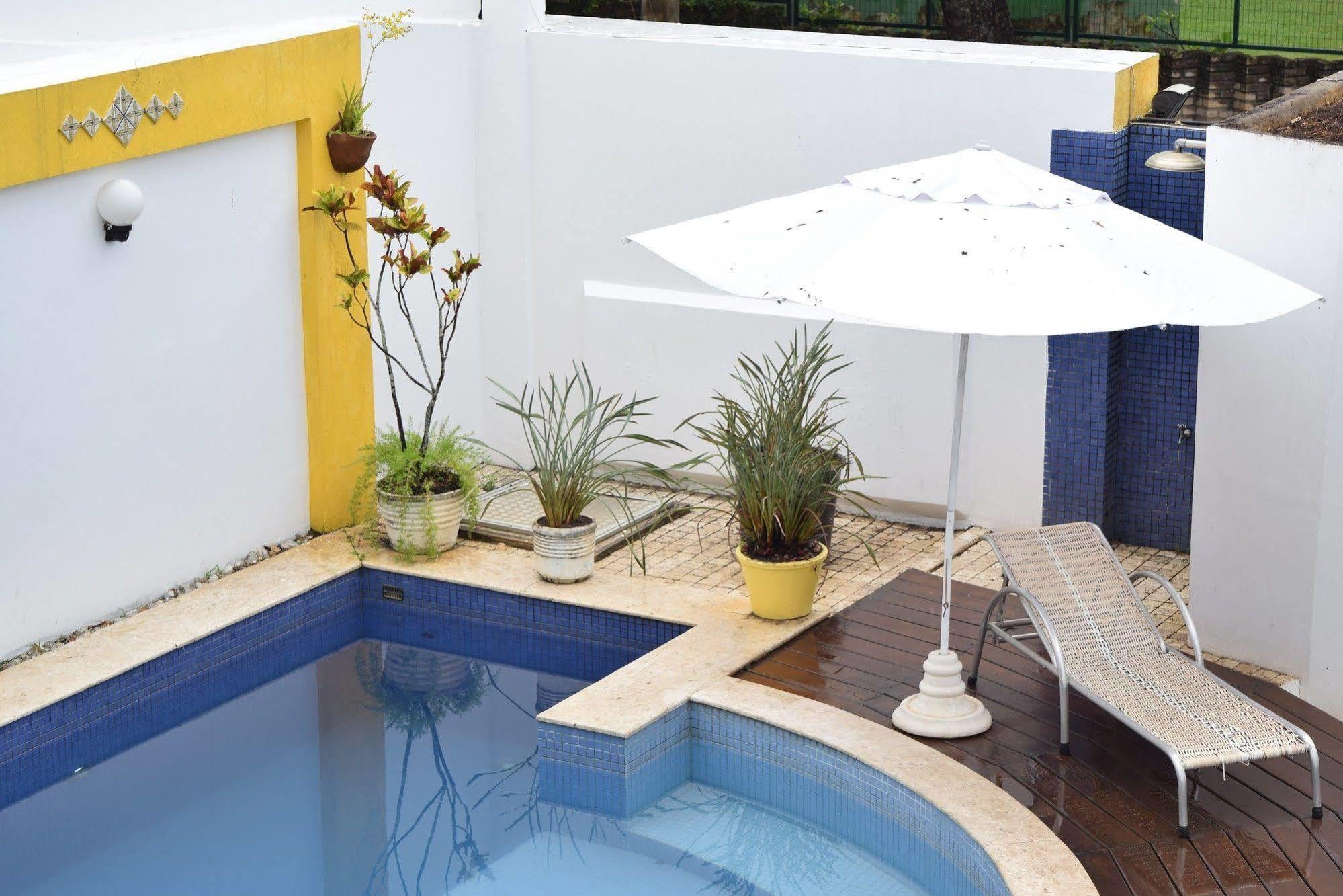 Encanto De Itapoan Inn